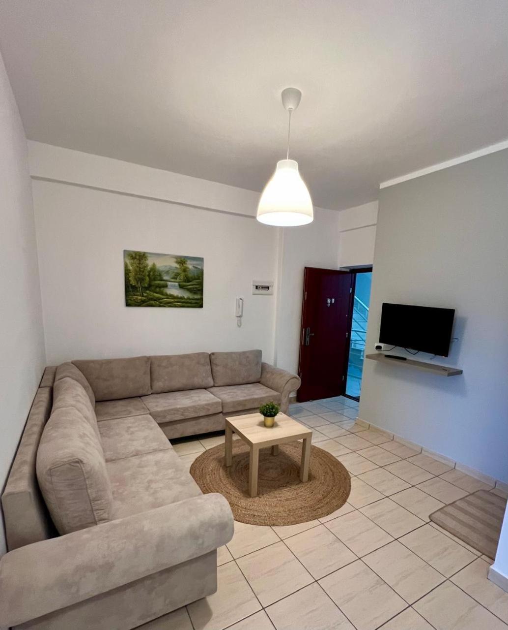 A&a Orikum Apartment *